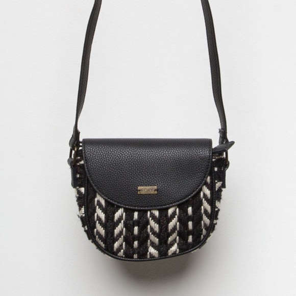 Roxy Black & White Tribal Woven Crossbody Bag - Picture 7 of 8